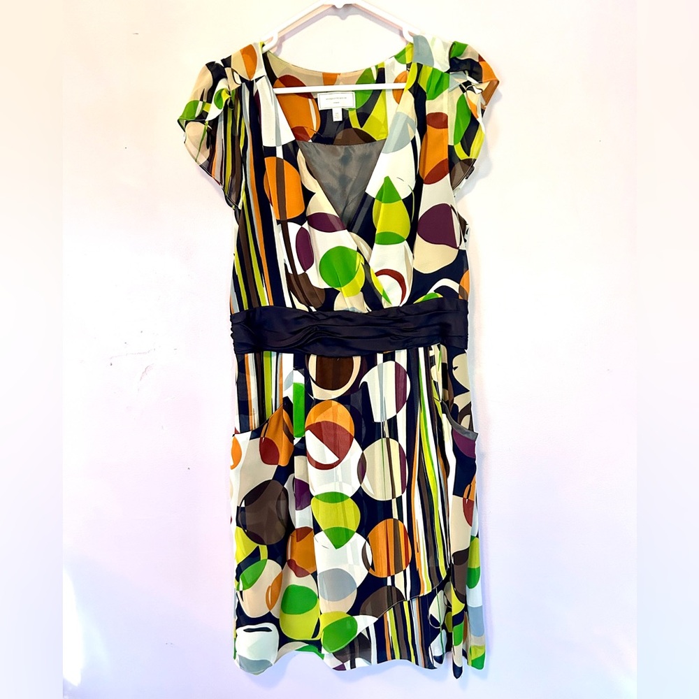 Beautiful Moulinette Soeurs abstract print midi dress with fall-like colors